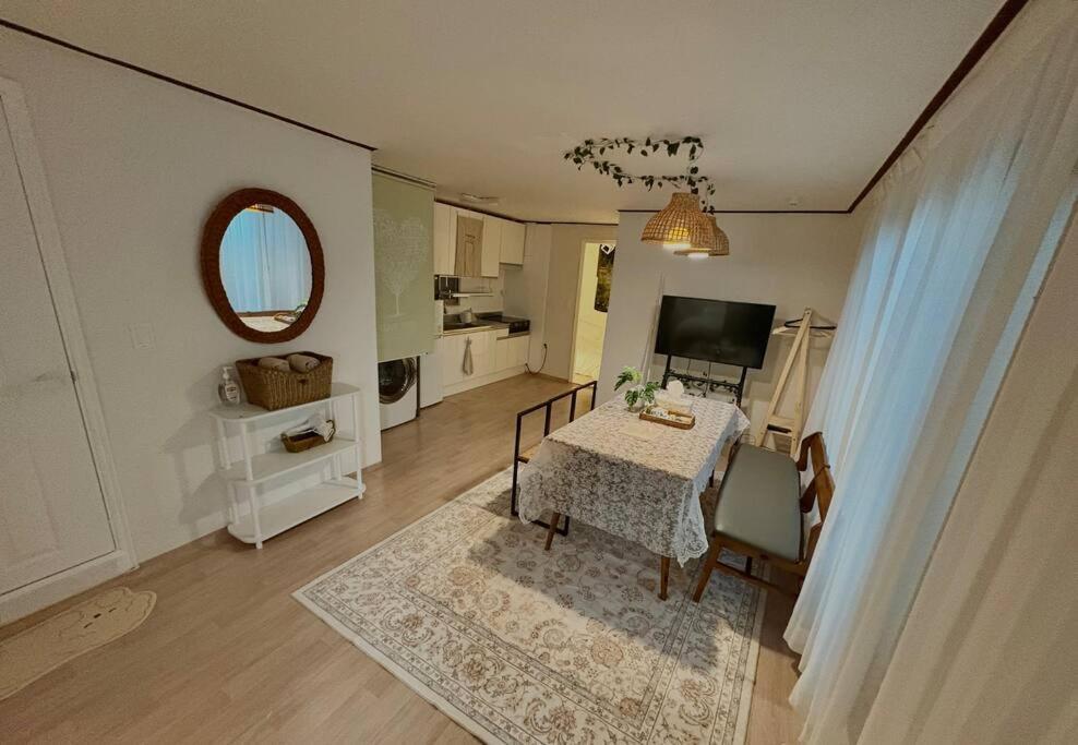 Ella Homestay Сеул Екстериор снимка